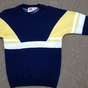 Vintage 90's Navy Blue and Gold Sweatshirt. Size M